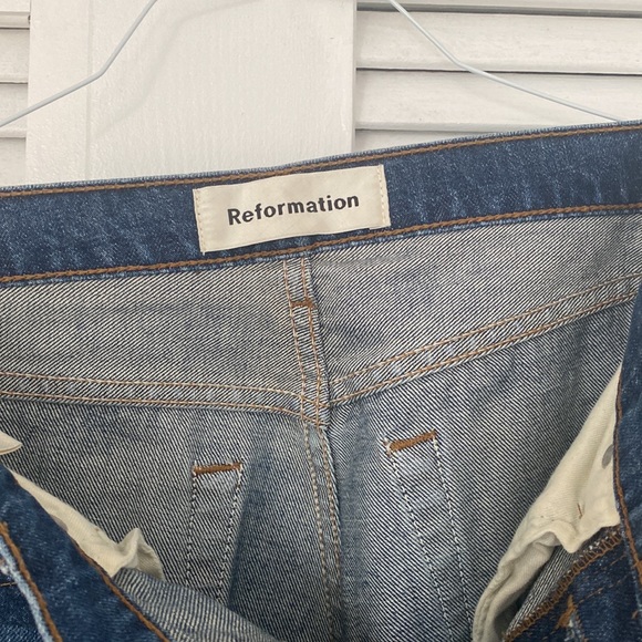 Reformation Vintage-Style Blue Straight Jeans - Picture 2 of 4